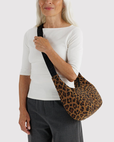 Nylon Crescent Bag BAGGU
