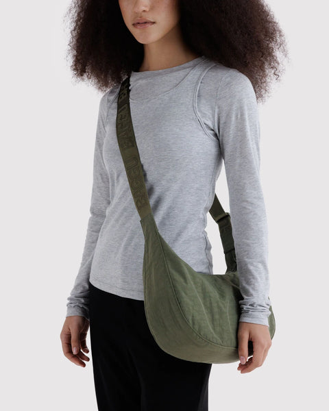 Nylon Crescent Bag BAGGU