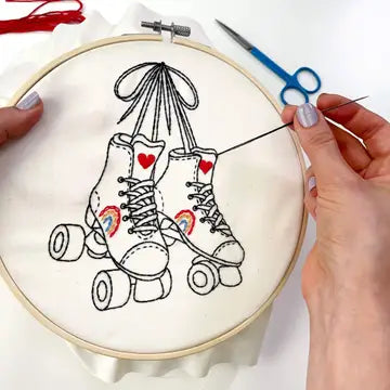 Roller Skates 8" Embroidery Kit